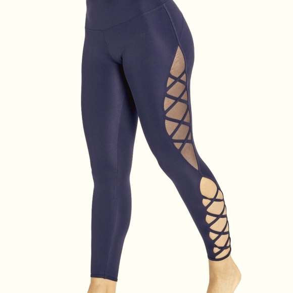 Bally Pants - Bally Total Fitness NWOT Hyper Active Leggings